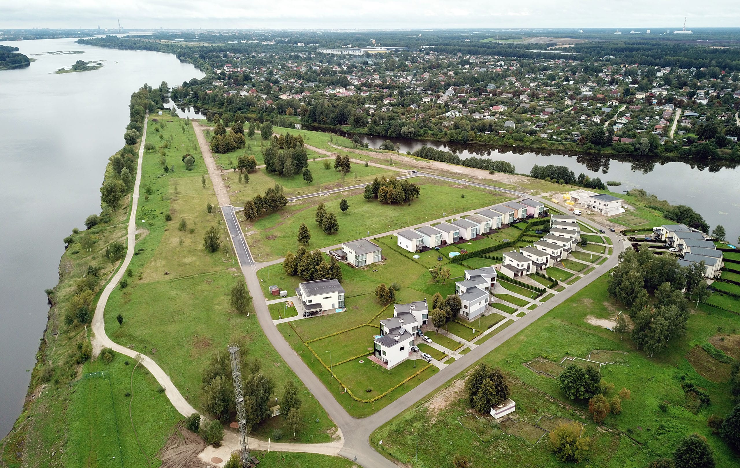 Zirņusala Zemesgabali